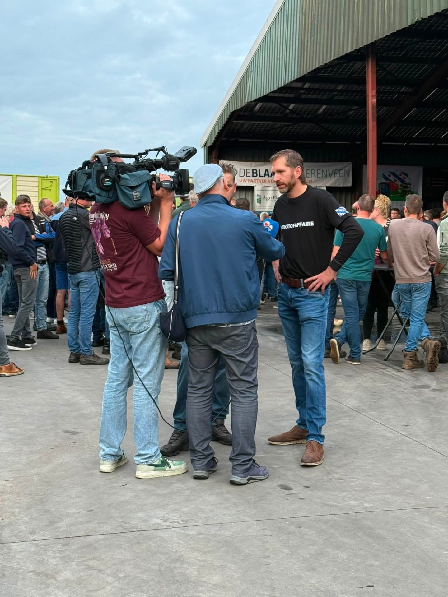 Media-aandacht bij de bijeenkomst in Hoornsterzwaag